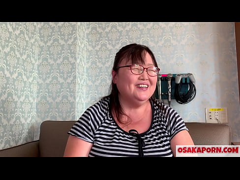 ❤️ Ibu Jepun yang gemuk menunjukkan teteknya yang besar dan menikmati mainan seks. Seorang ibu Asia berusia 51 tahun bercakap tentang pengalaman seksualnya. Yukiko 1 OSAKAORN milf berlemak Lucah berkualiti pada kami