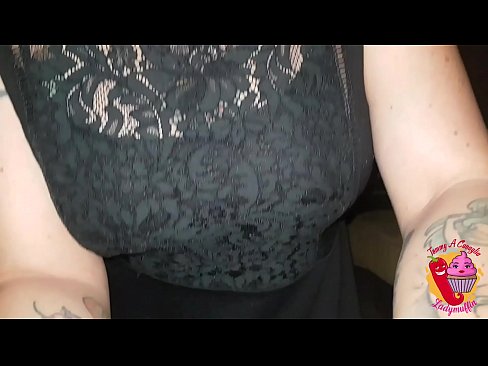 ❤️ Kakak tiri perempuan slutty memberinya blowjob dan bahasa Sepanyol Lucah berkualiti pada kami