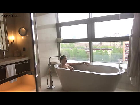 ❤️ Babe yang luar biasa ghairah jerking off dia di dalam bilik air Lucah berkualiti pada kami